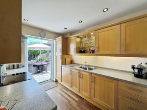 Photo 15- click for photo gallery